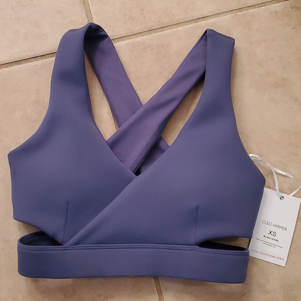 NWT XS Indy in Storm